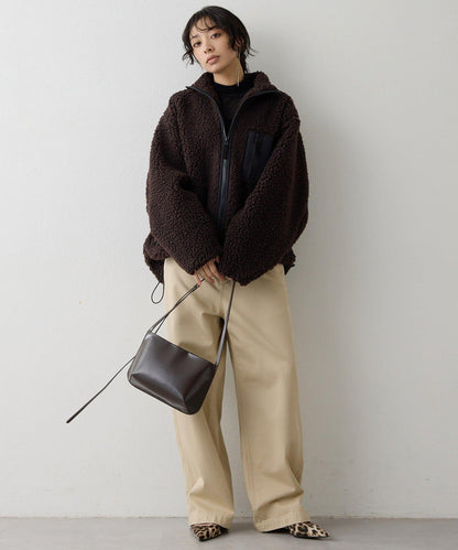 羊羔絨飛行員夾克