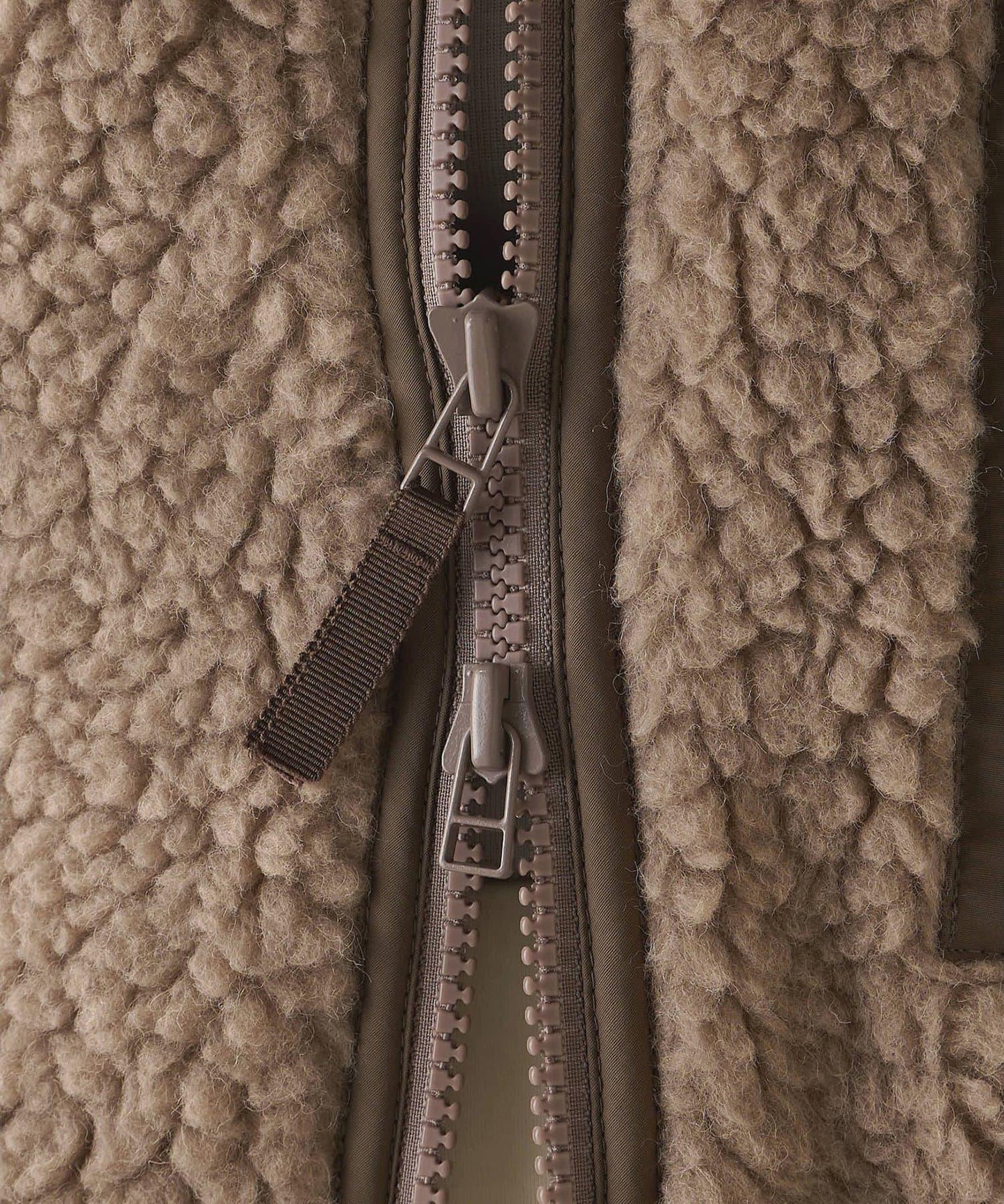 羊羔絨飛行員夾克