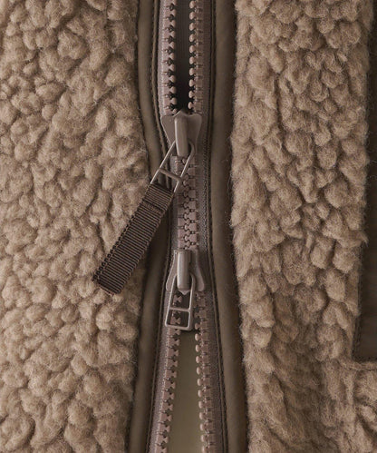 羊羔絨飛行員夾克