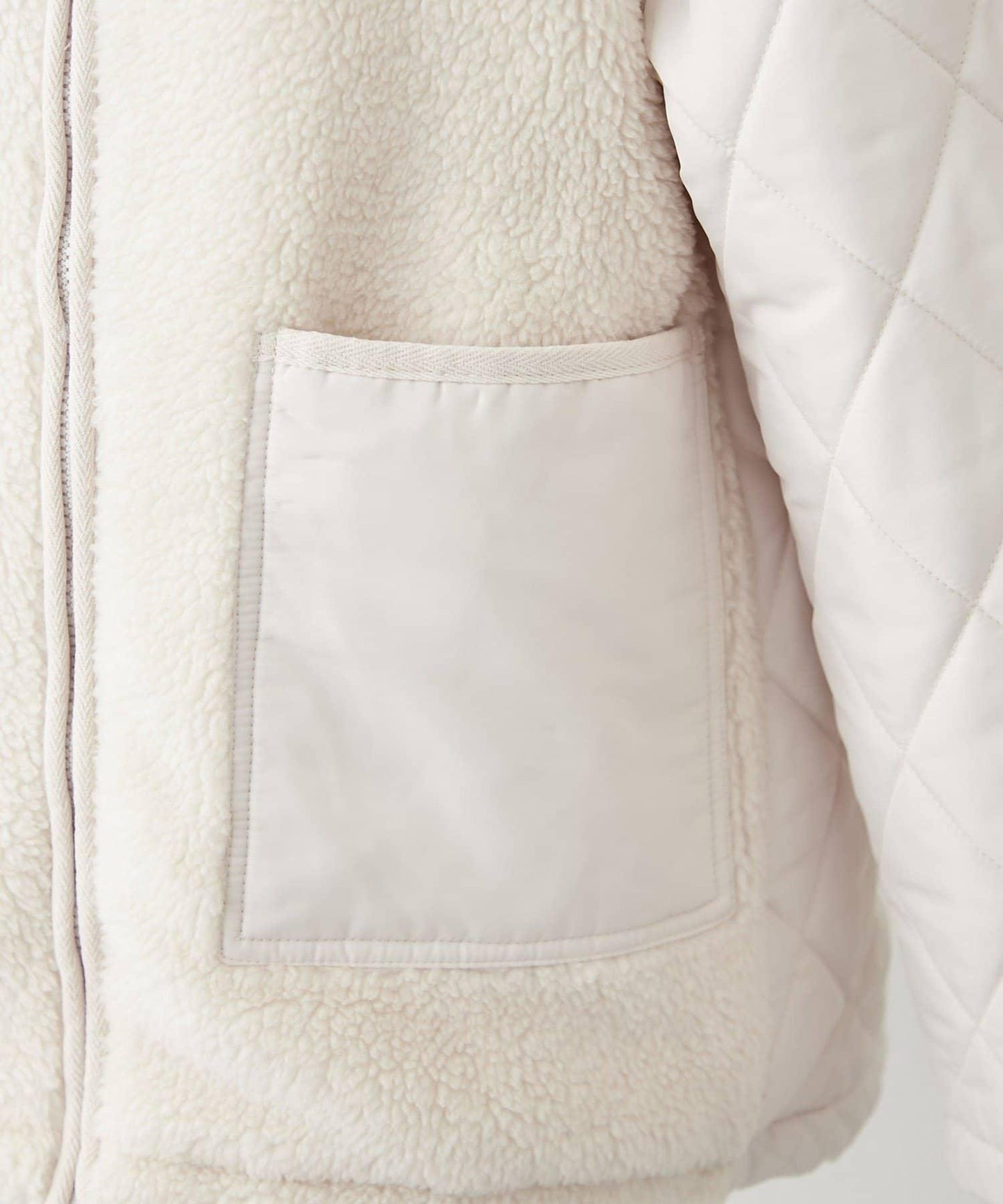 羊羔絨拼接絎縫立領夾克