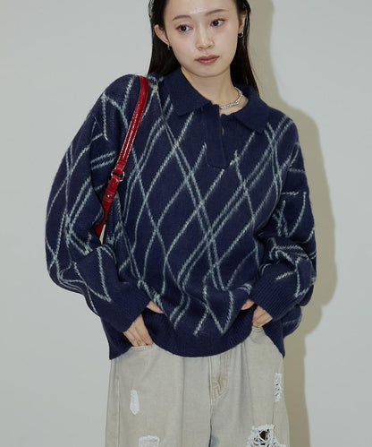 格紋仿馬海毛V領針織衫