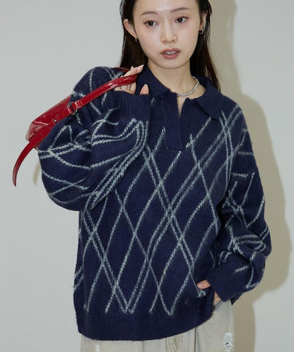 格紋仿馬海毛V領針織衫
