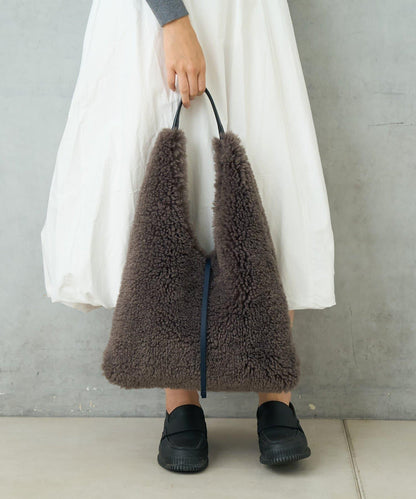 仿羊羔絨三角形包