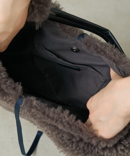 仿羊羔絨三角形包