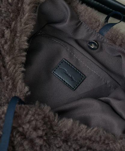 仿羊羔絨三角形包