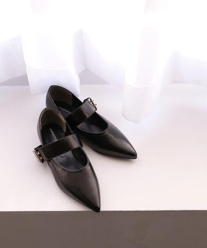 帶扣尖頭平底鞋（22.5～24.5cm尺碼可選）