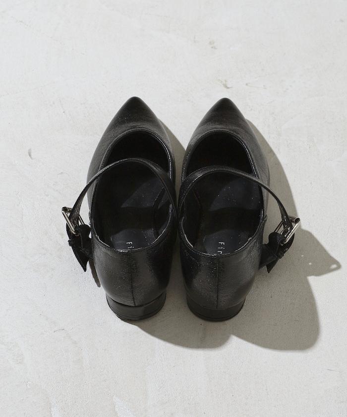 帶扣尖頭平底鞋（22.5～24.5cm尺碼可選）