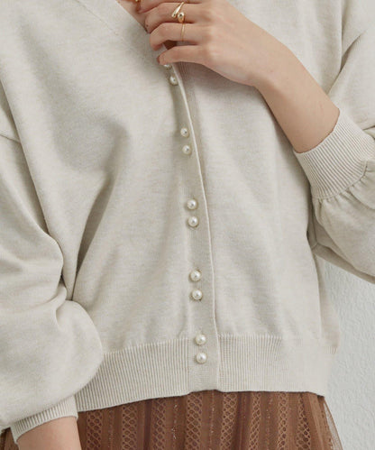 《さりげなく大人可愛い》雙珍珠紐扣短款開衫