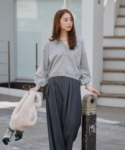 《さりげなく大人可愛い》雙珍珠紐扣短款開衫