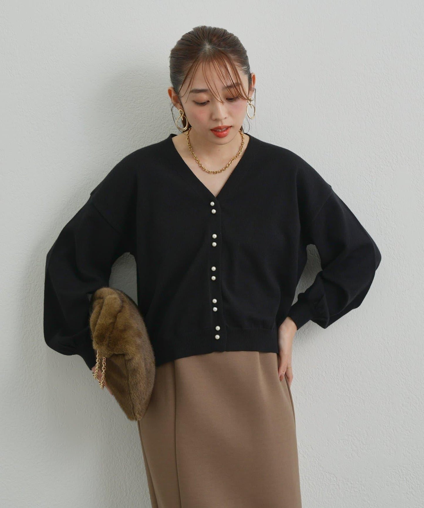 《さりげなく大人可愛い》雙珍珠紐扣短款開衫