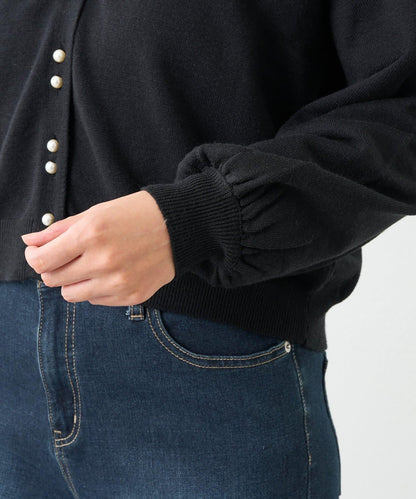 《さりげなく大人可愛い》雙珍珠紐扣短款開衫