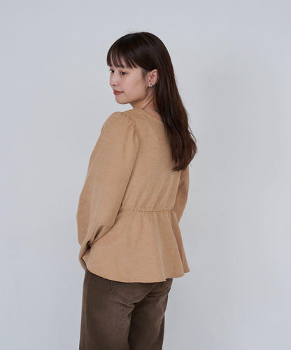B 泡泡袖襯衫