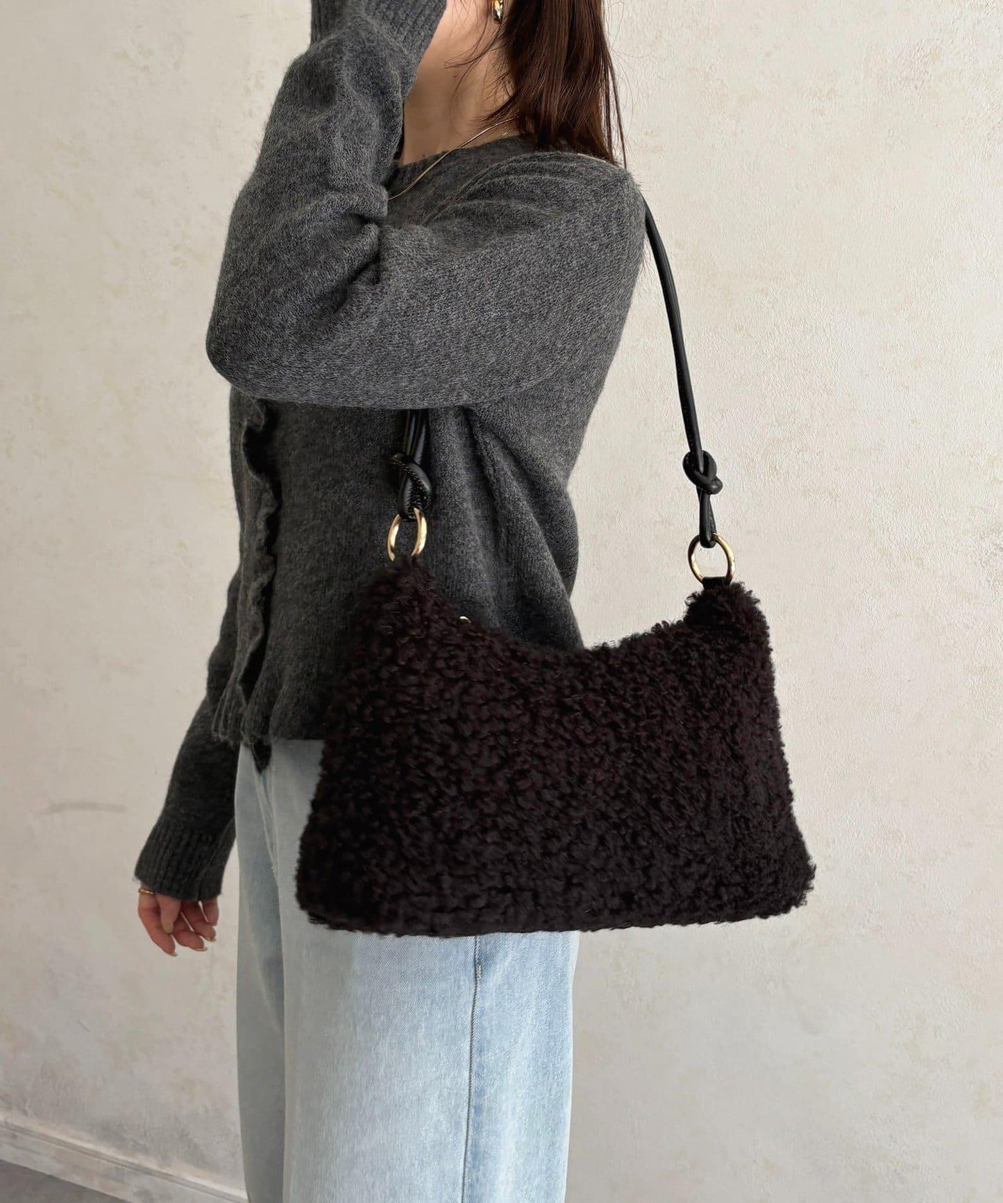 貴賓犬絨面單肩包