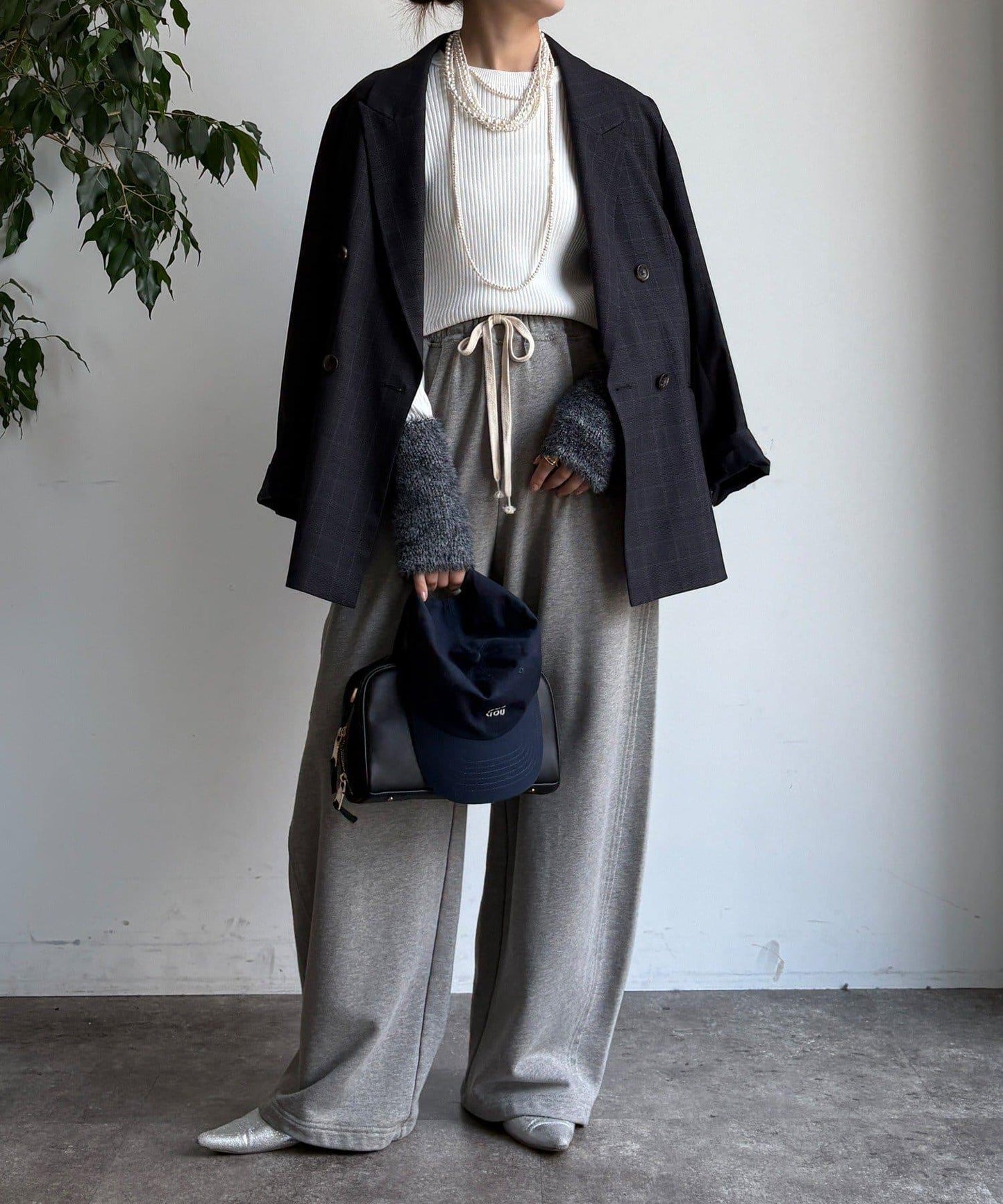 拼接長絨指洞羅紋針織衫