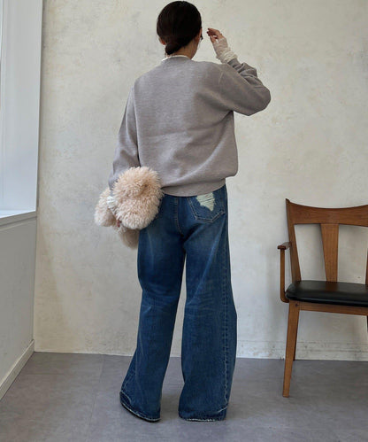 繡花字母針織上衣