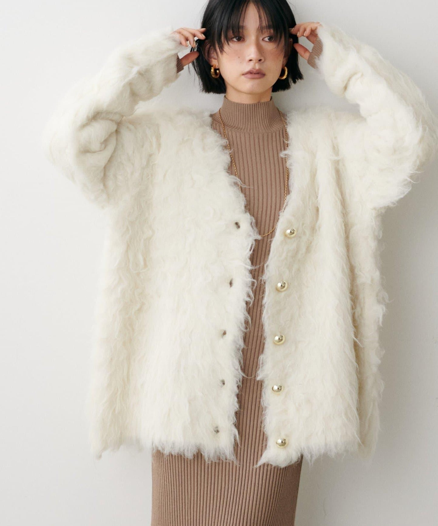 高貴起毛工藝針織大衣