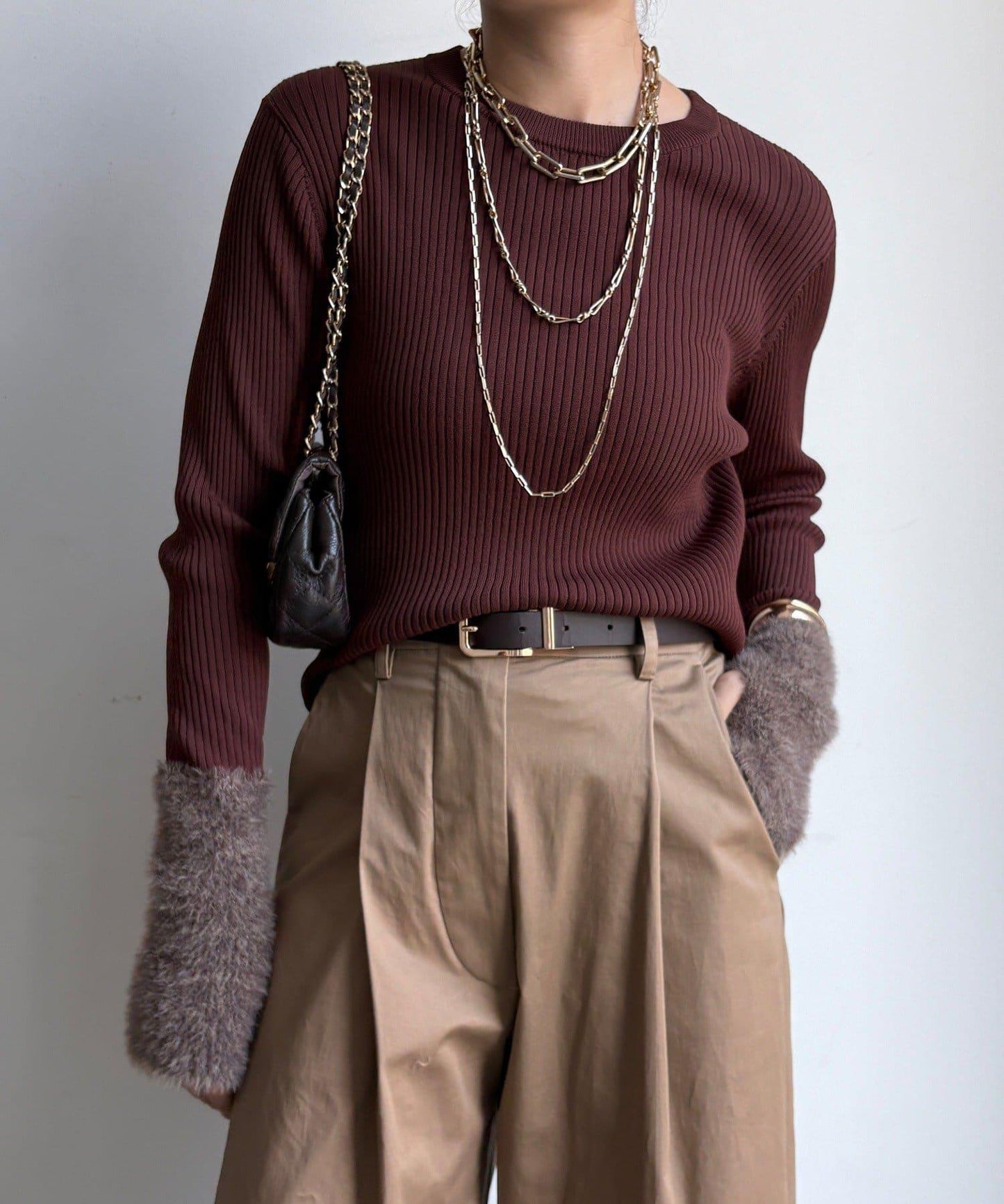 拼接長絨指洞羅紋針織衫