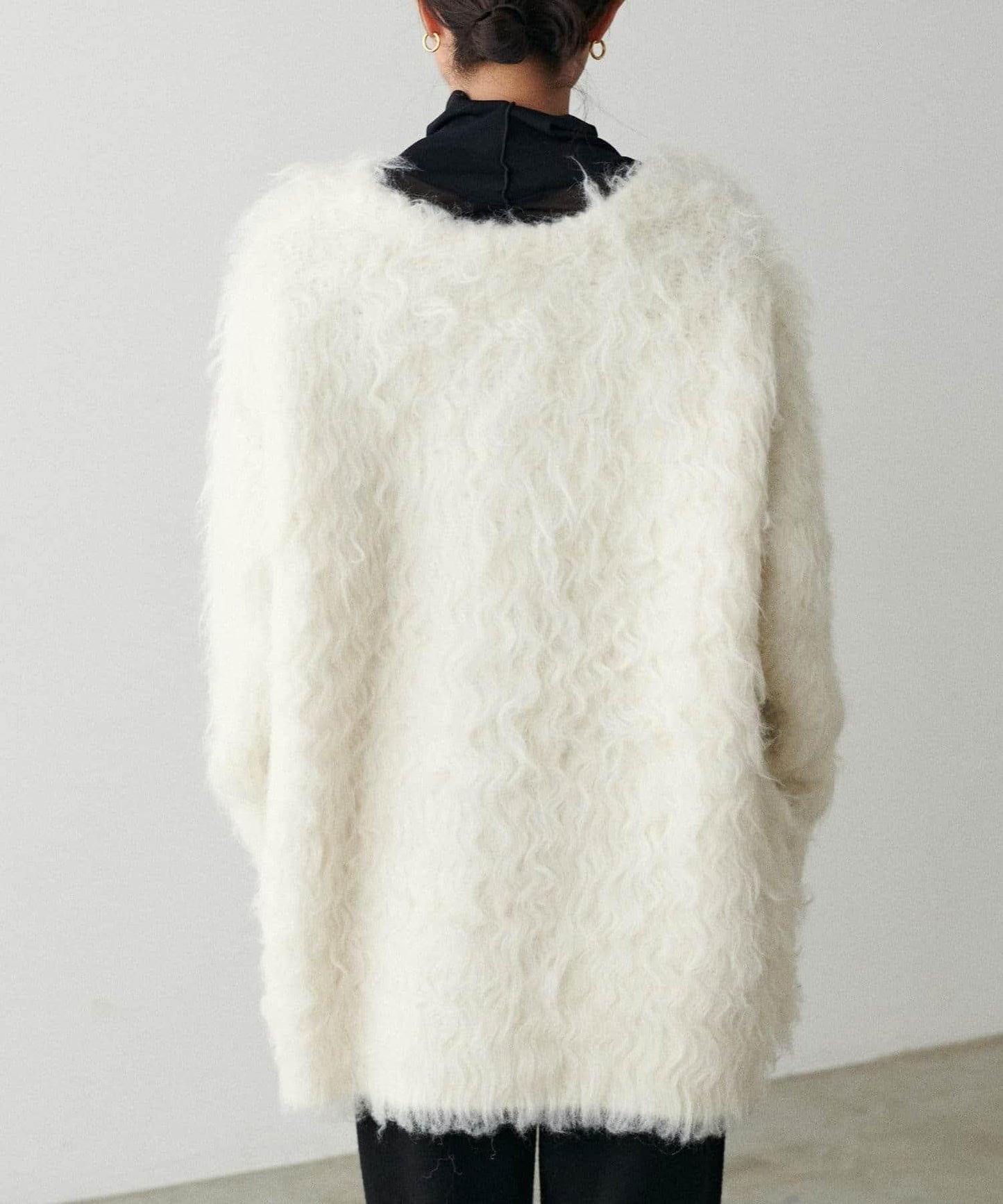 高貴起毛工藝針織大衣