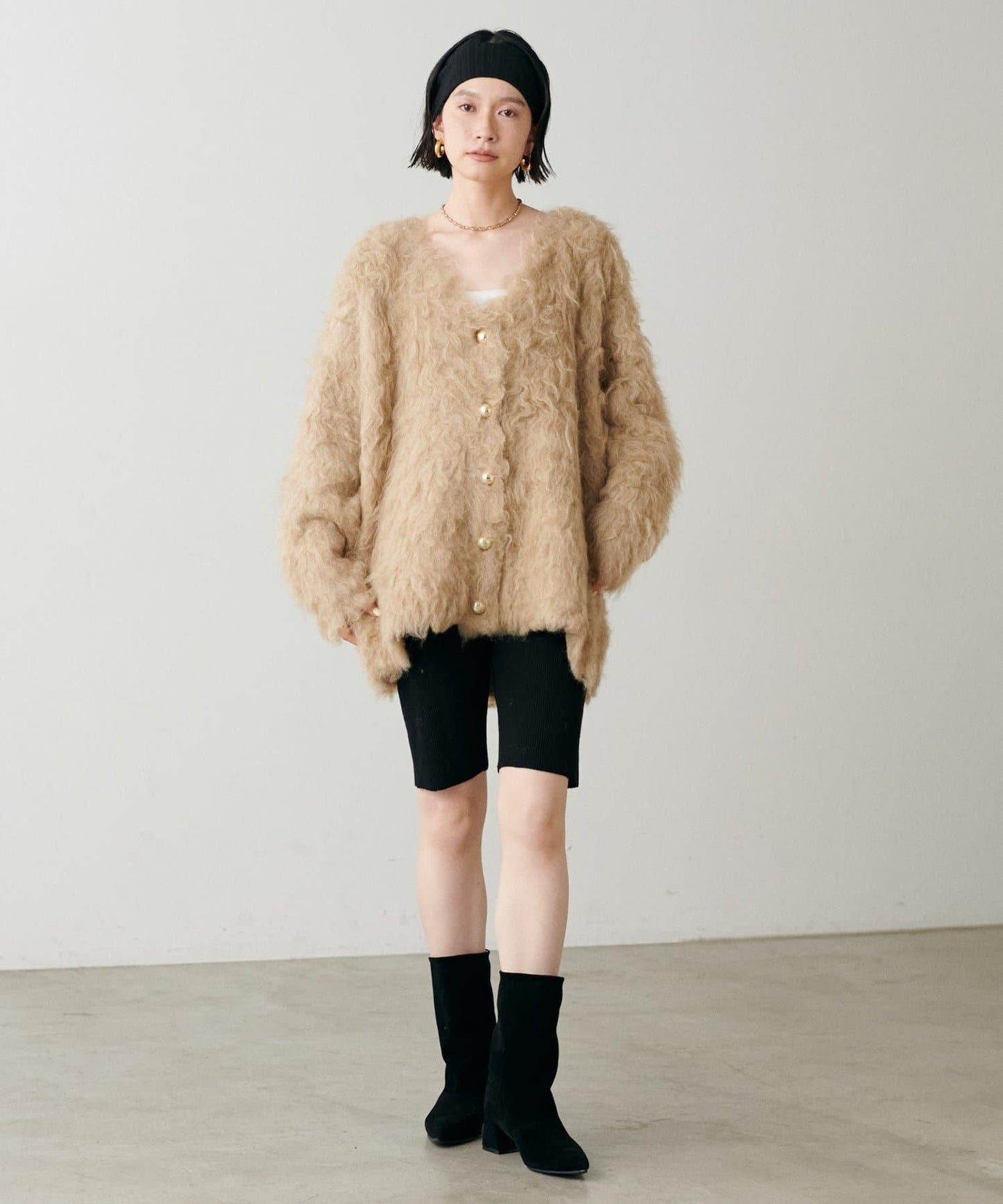 高貴起毛工藝針織大衣