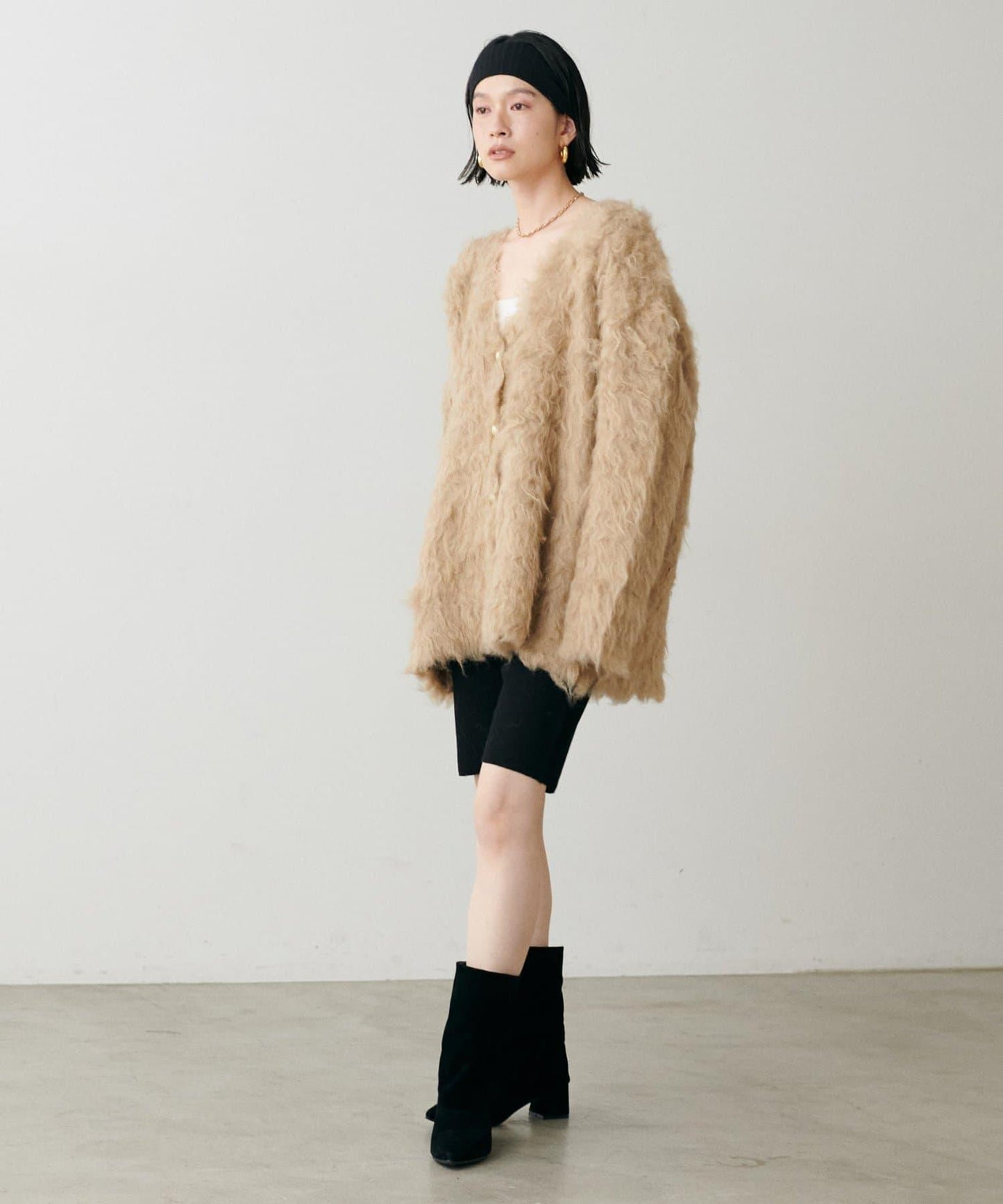 高貴起毛工藝針織大衣