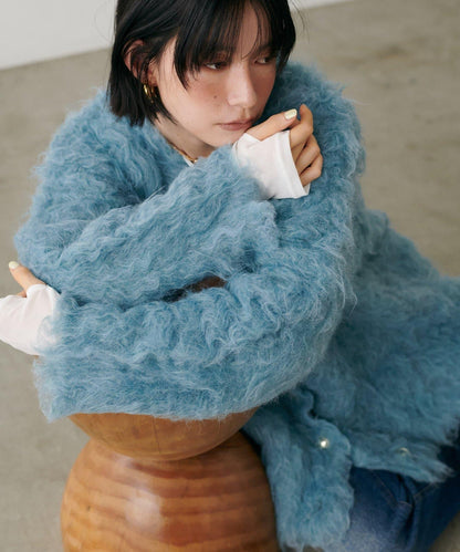 高貴起毛工藝針織大衣