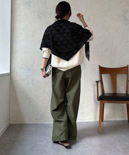 繡花字母針織上衣