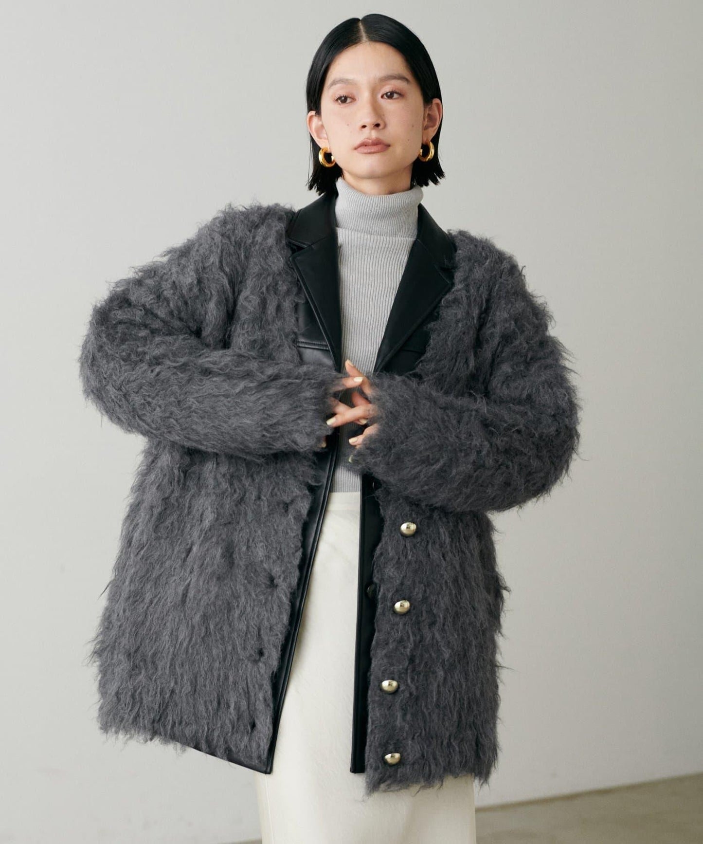 高貴起毛工藝針織大衣