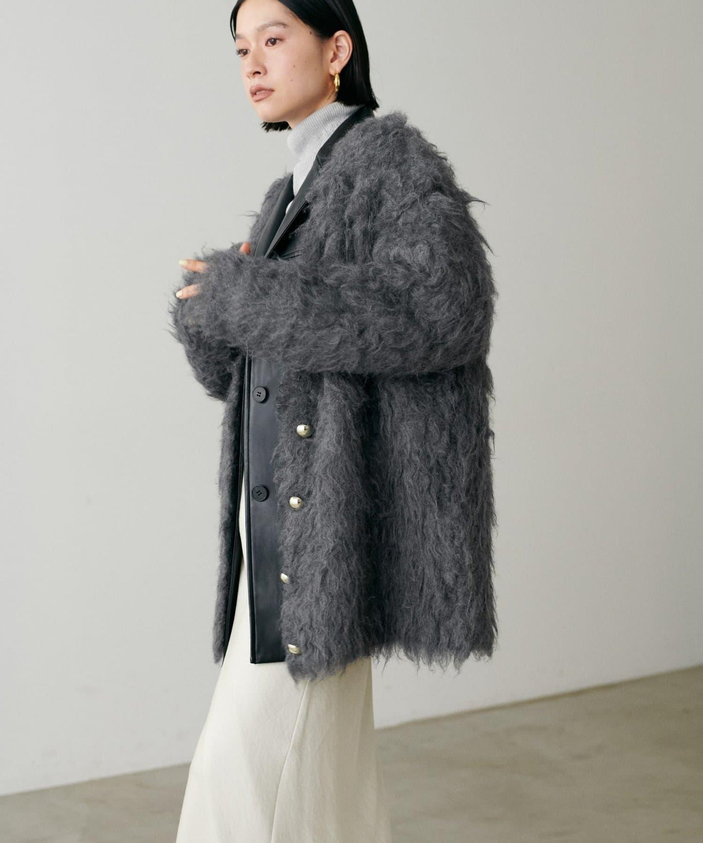 高貴起毛工藝針織大衣