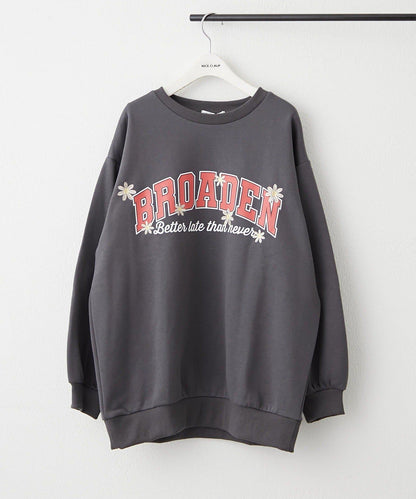 花卉與標誌拼接加絨套頭衫