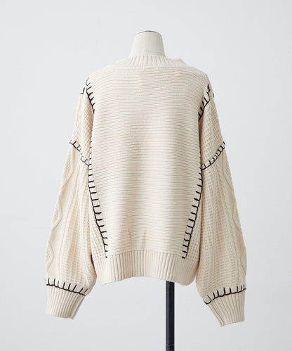 毯邊縫線麻花針織套頭衫