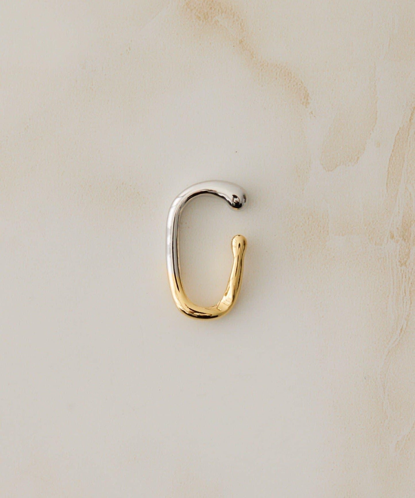 《スターリングシルバー使用》雙色變形圈式耳夾