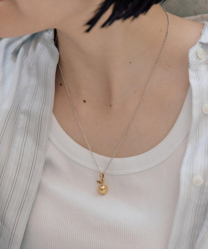 《スターリングシルバー使用》金色蘋果項鍊