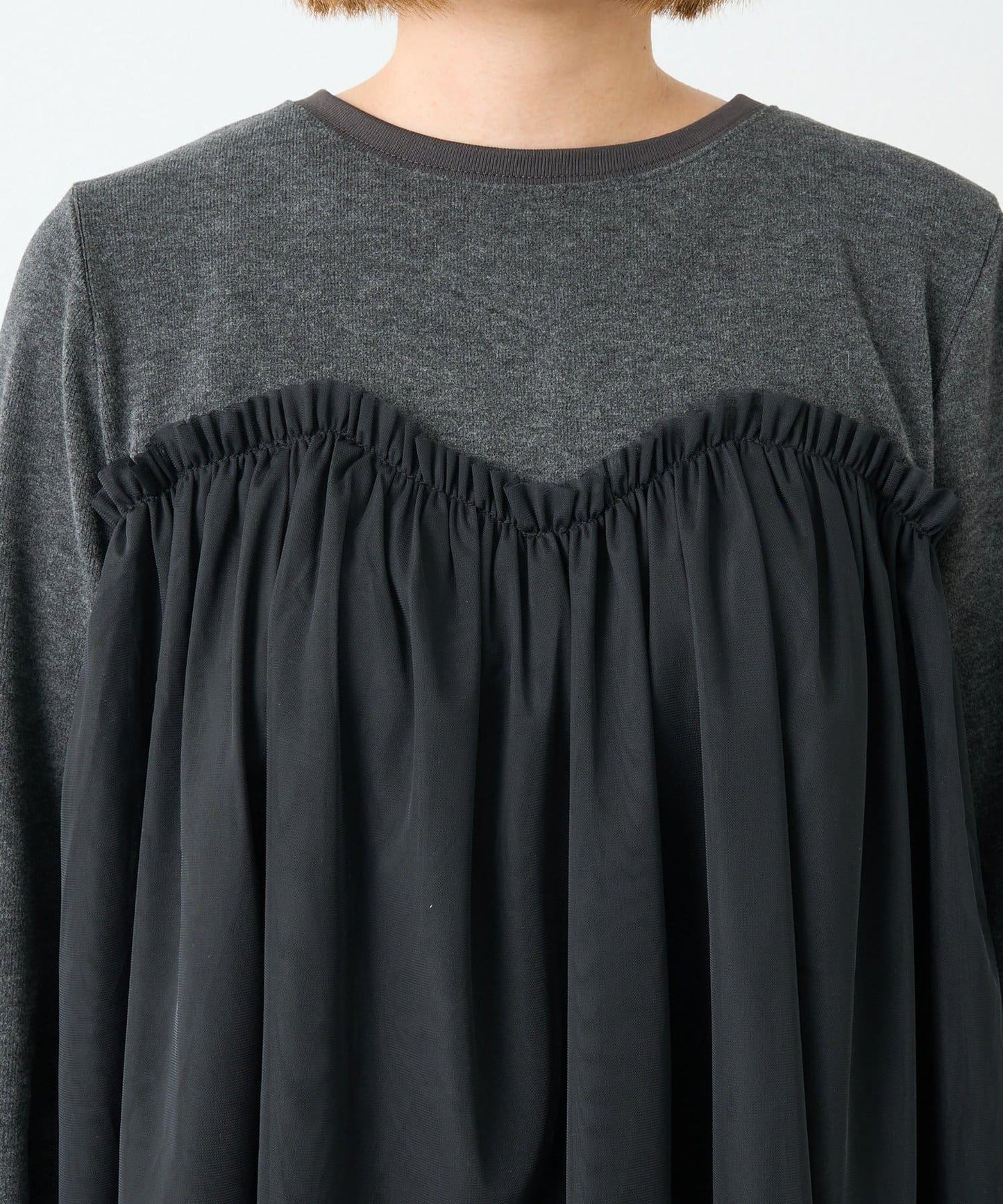 大人甜美風格拼接網紗套頭衫