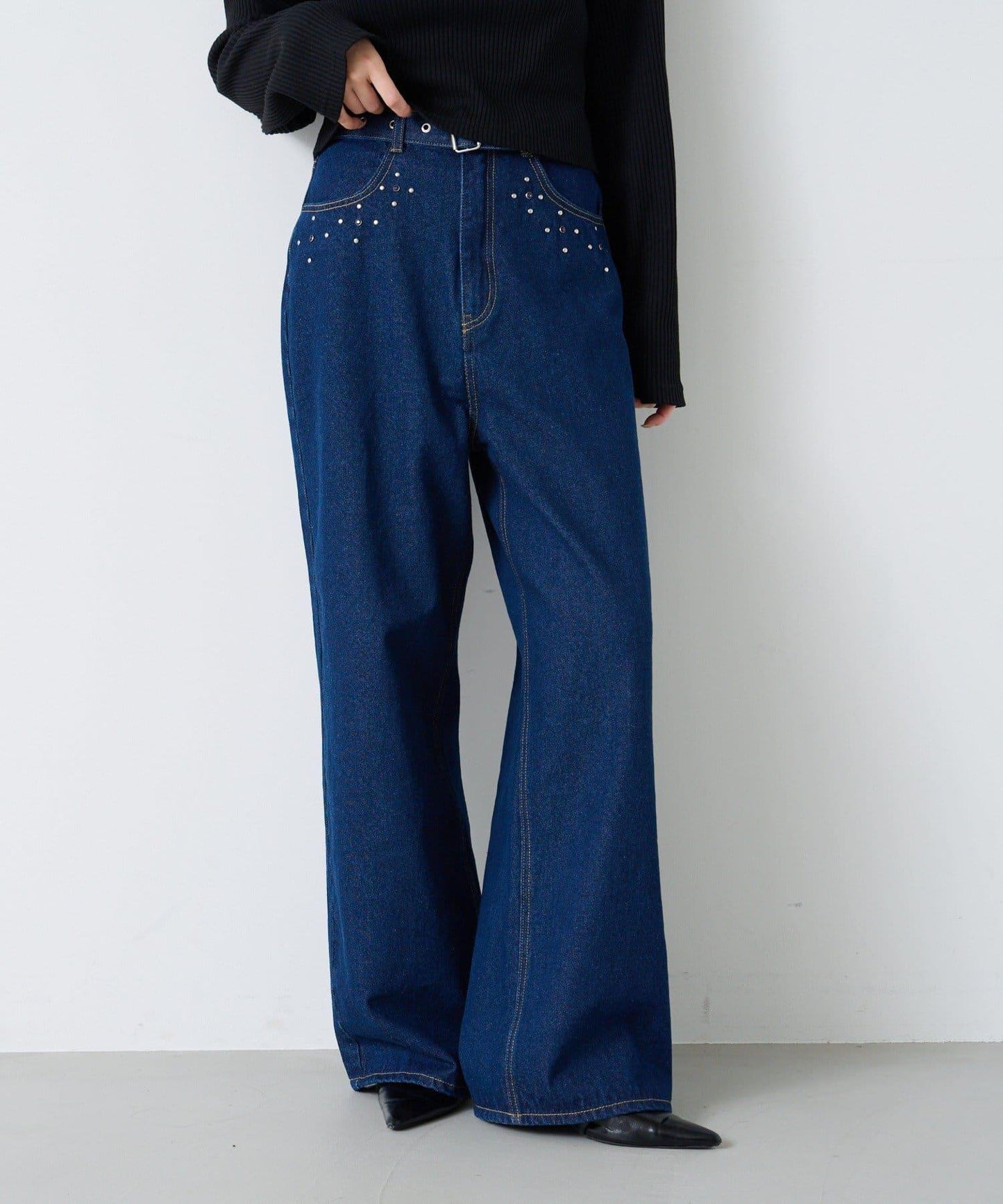 【Kastane】帶裝飾珠寶的牛仔褲