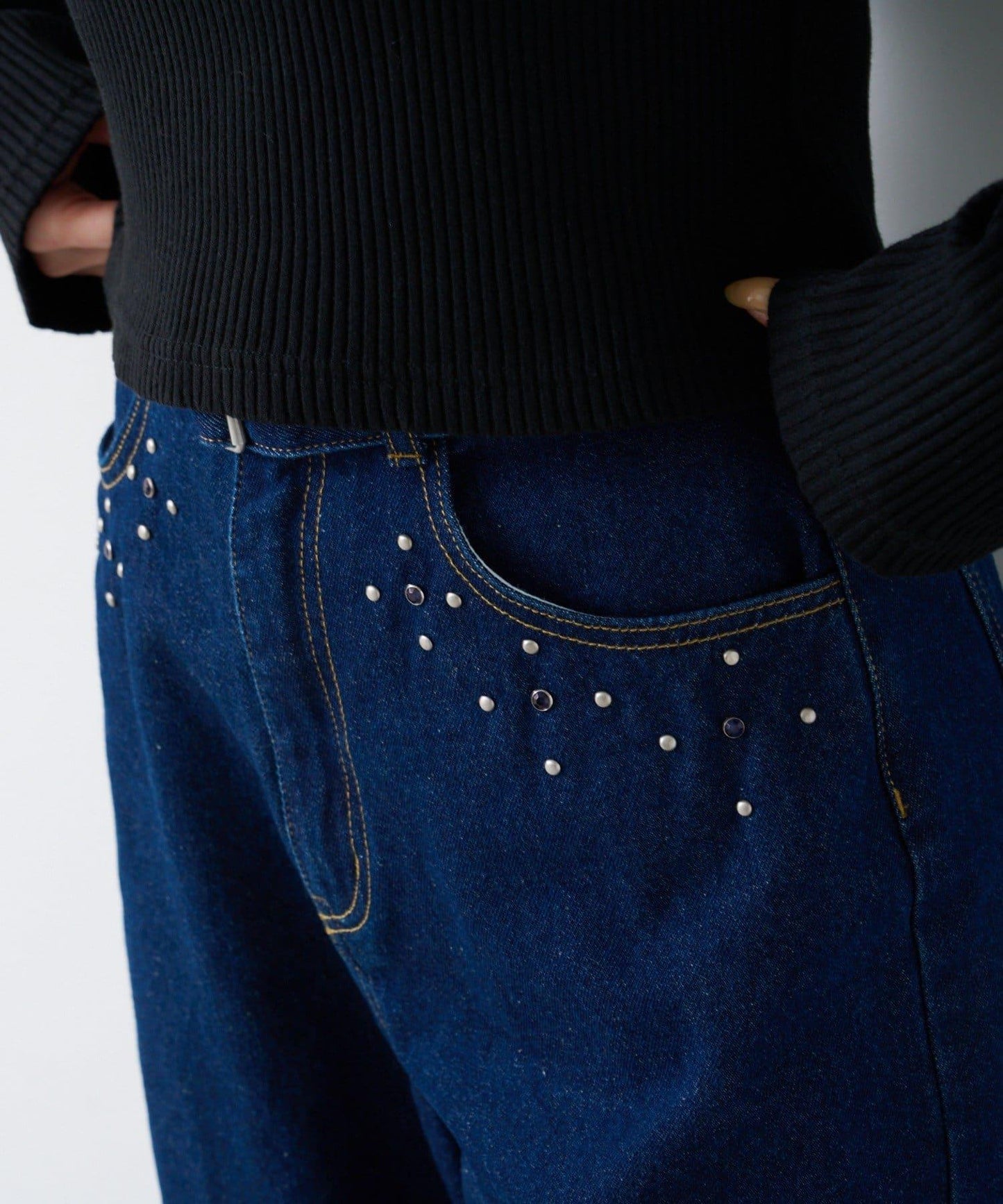 【Kastane】帶裝飾珠寶的牛仔褲