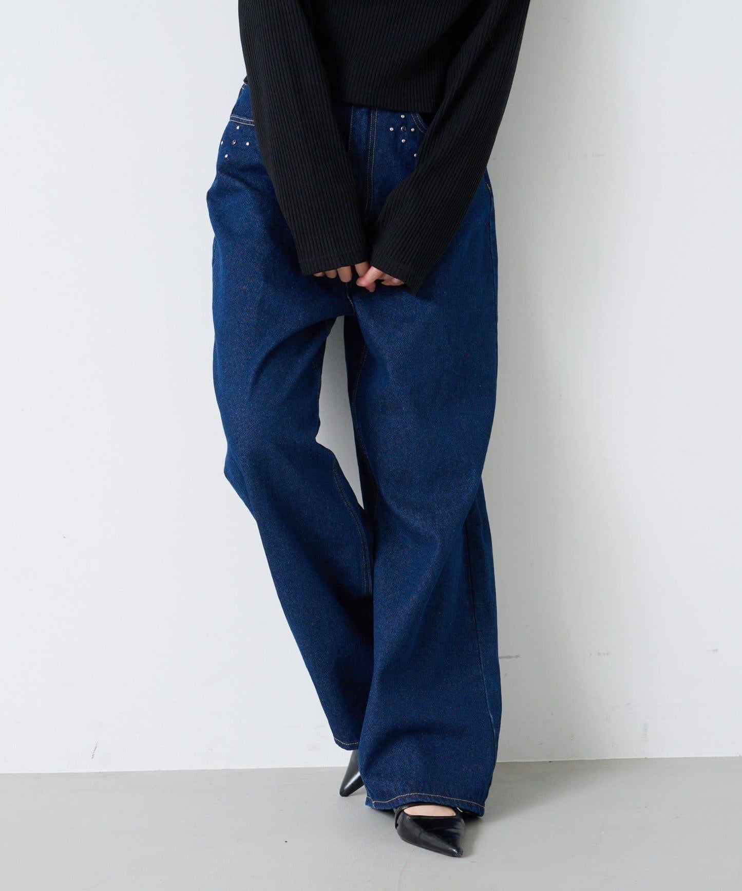 【Kastane】帶裝飾珠寶的牛仔褲