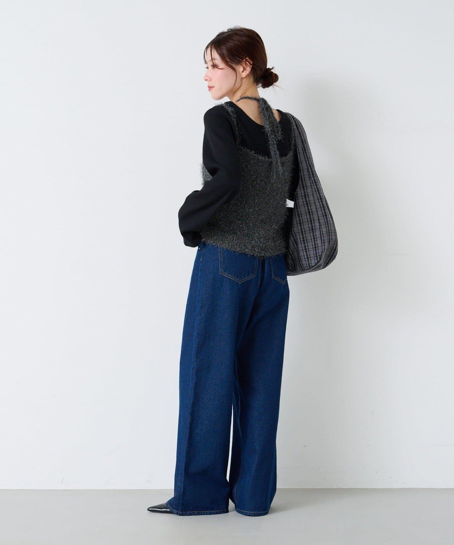 【Kastane】帶裝飾珠寶的牛仔褲