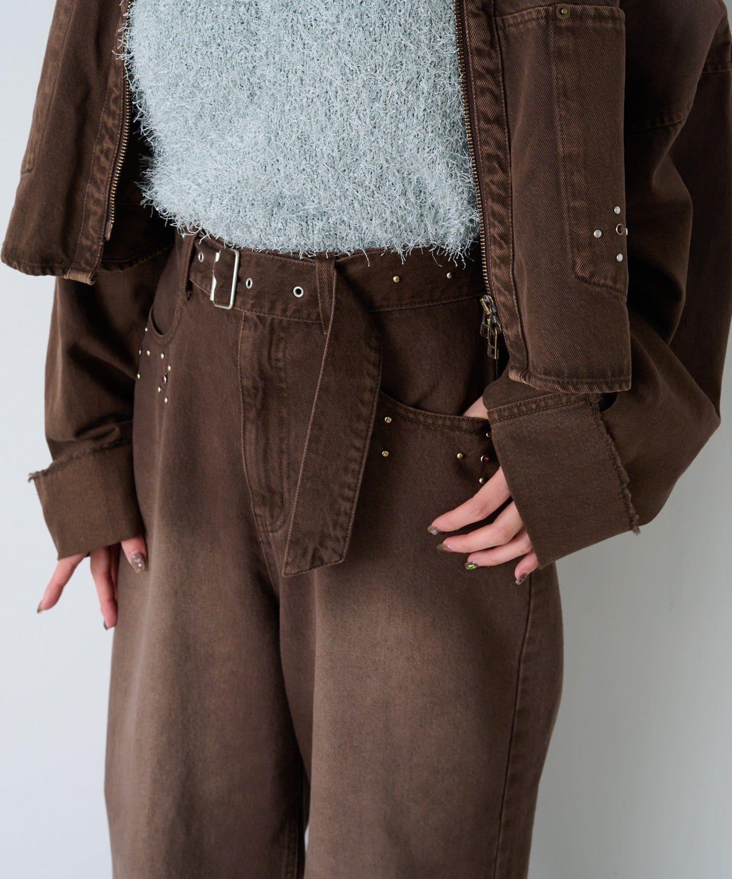 【Kastane】帶裝飾珠寶的牛仔褲