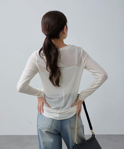 羊絨柔軟圓領針織衫