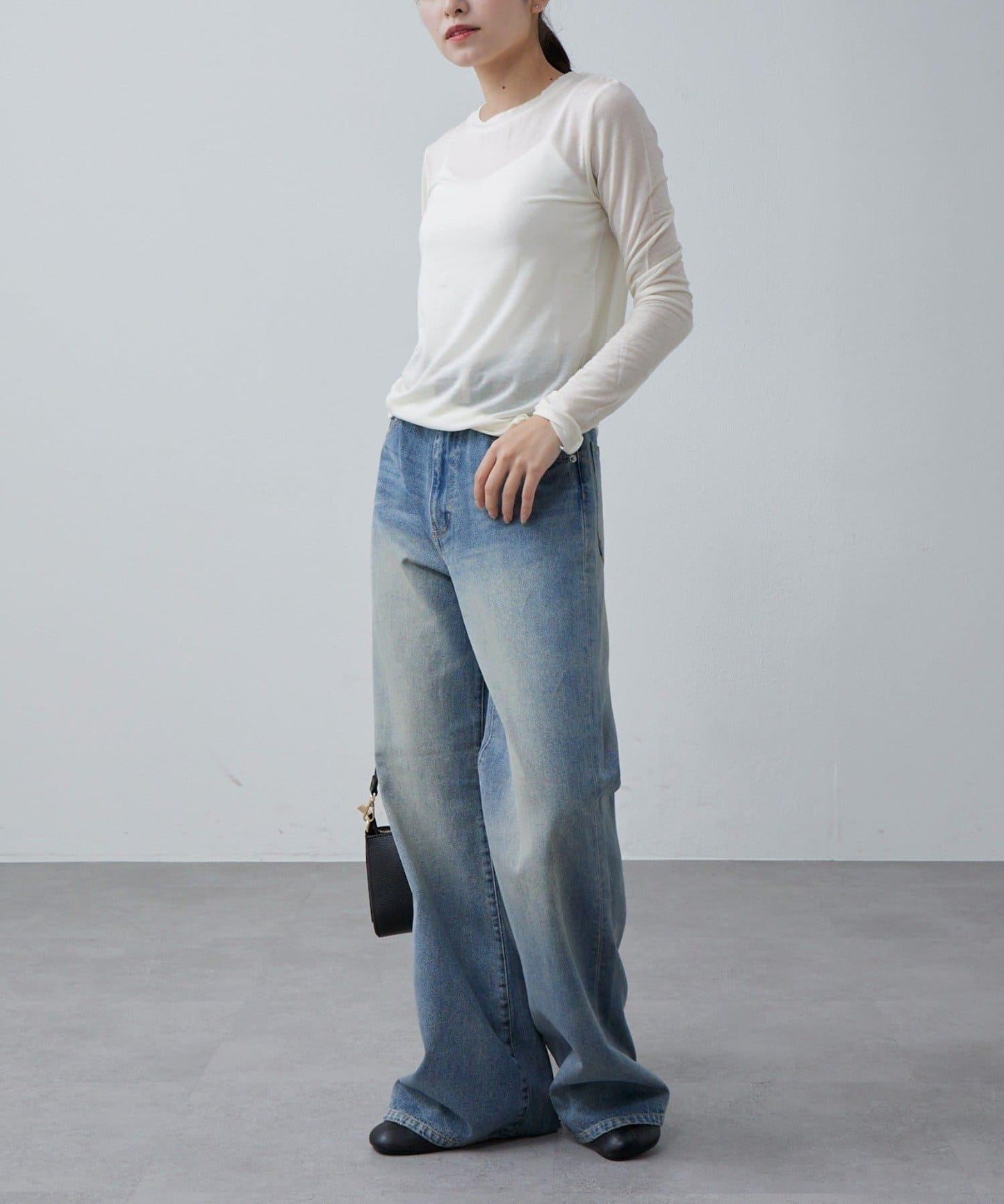 羊絨柔軟圓領針織衫