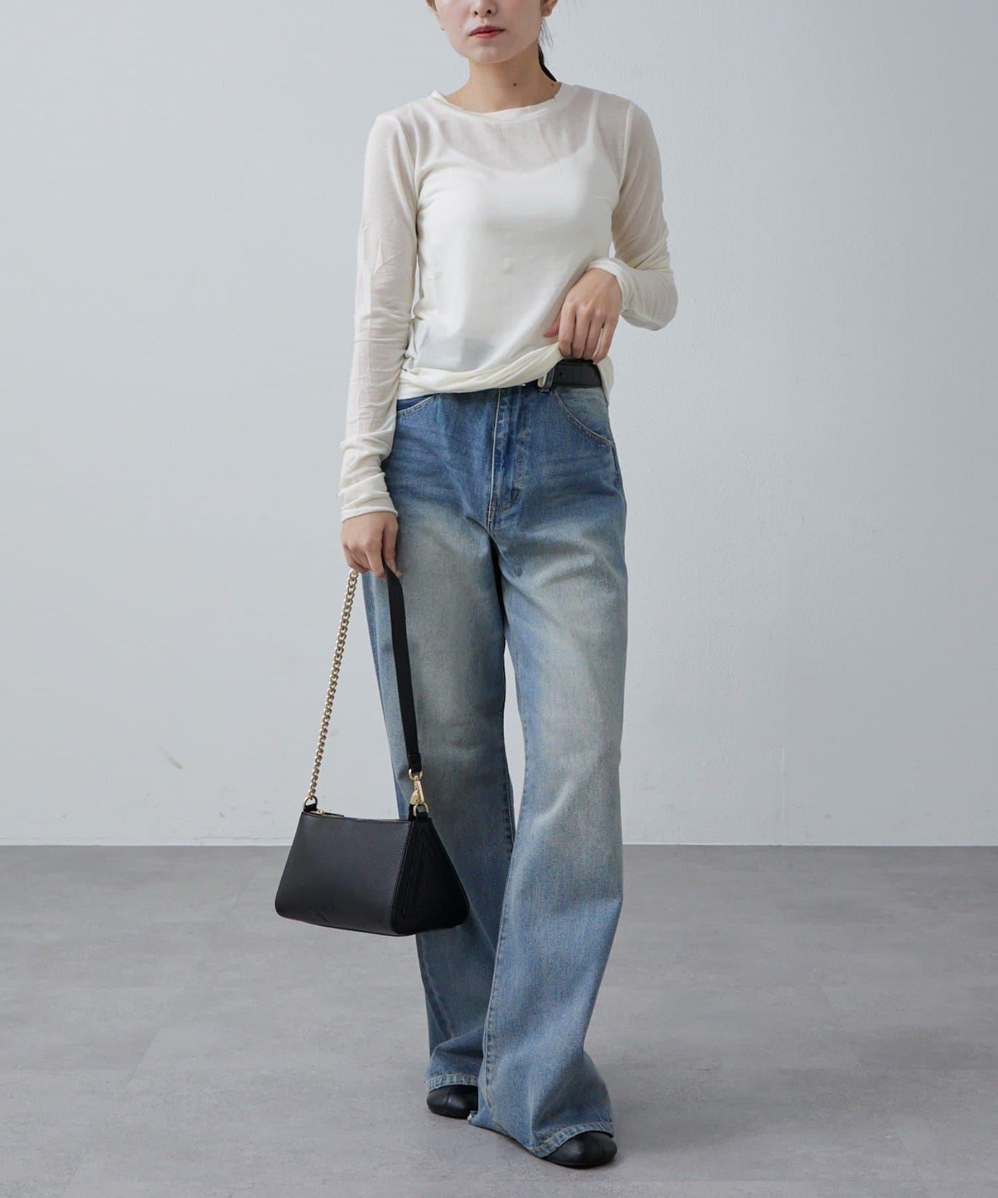 羊絨柔軟圓領針織衫