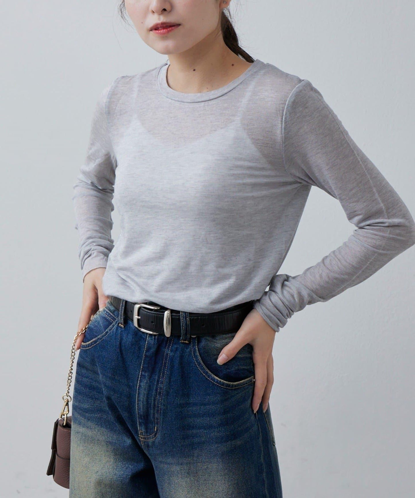 羊絨柔軟圓領針織衫