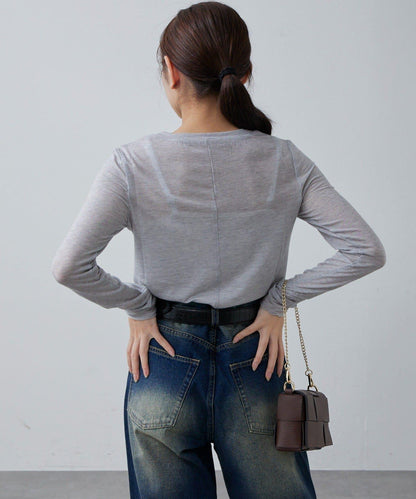 羊絨柔軟圓領針織衫