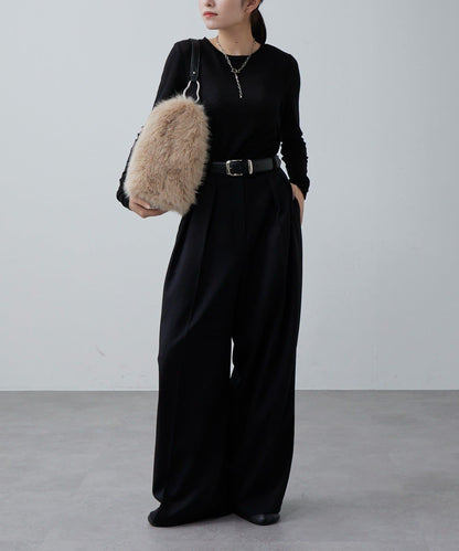 羊絨柔軟圓領針織衫