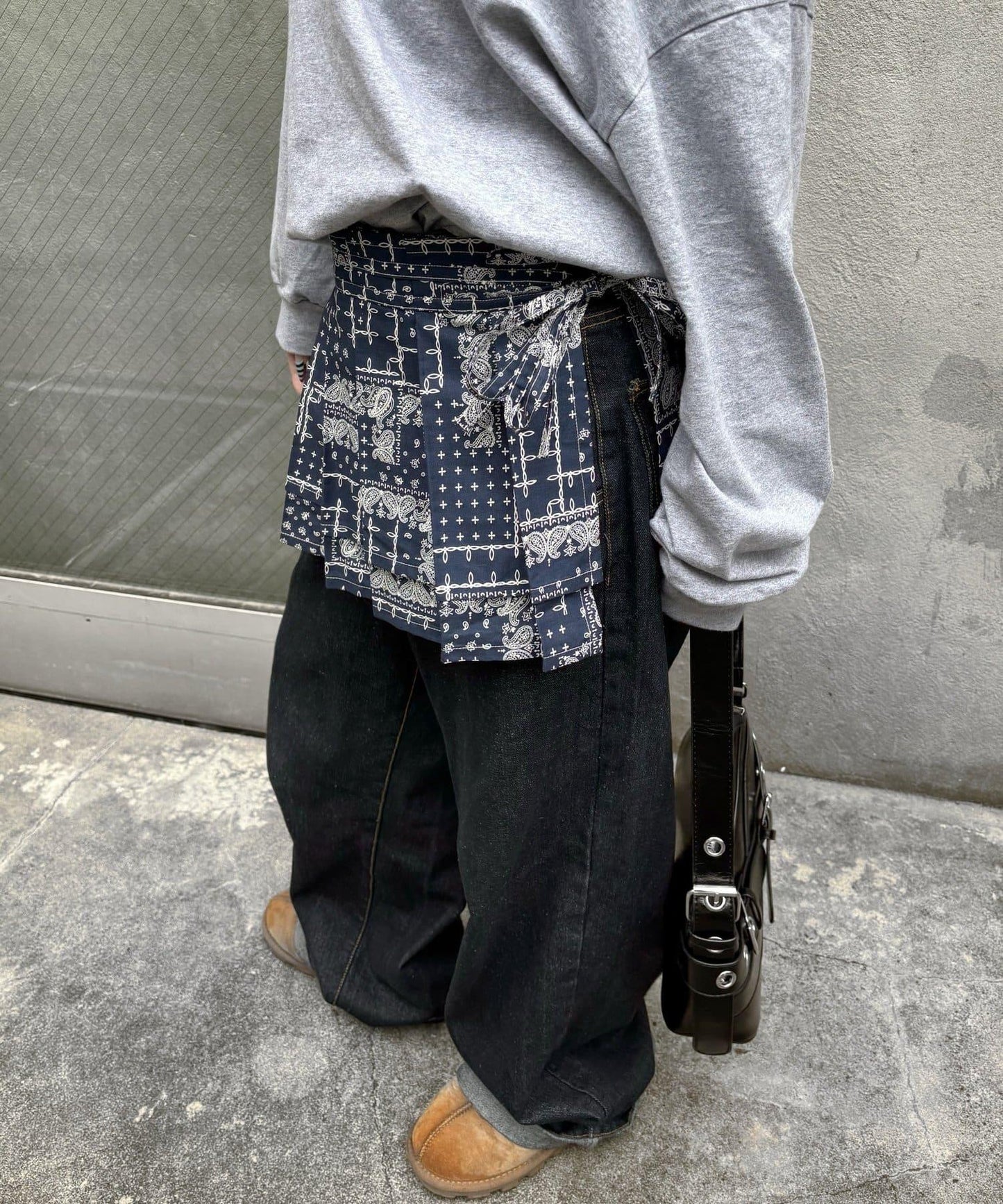 【WHO'S WHO gallery】百褶包裹腰帶