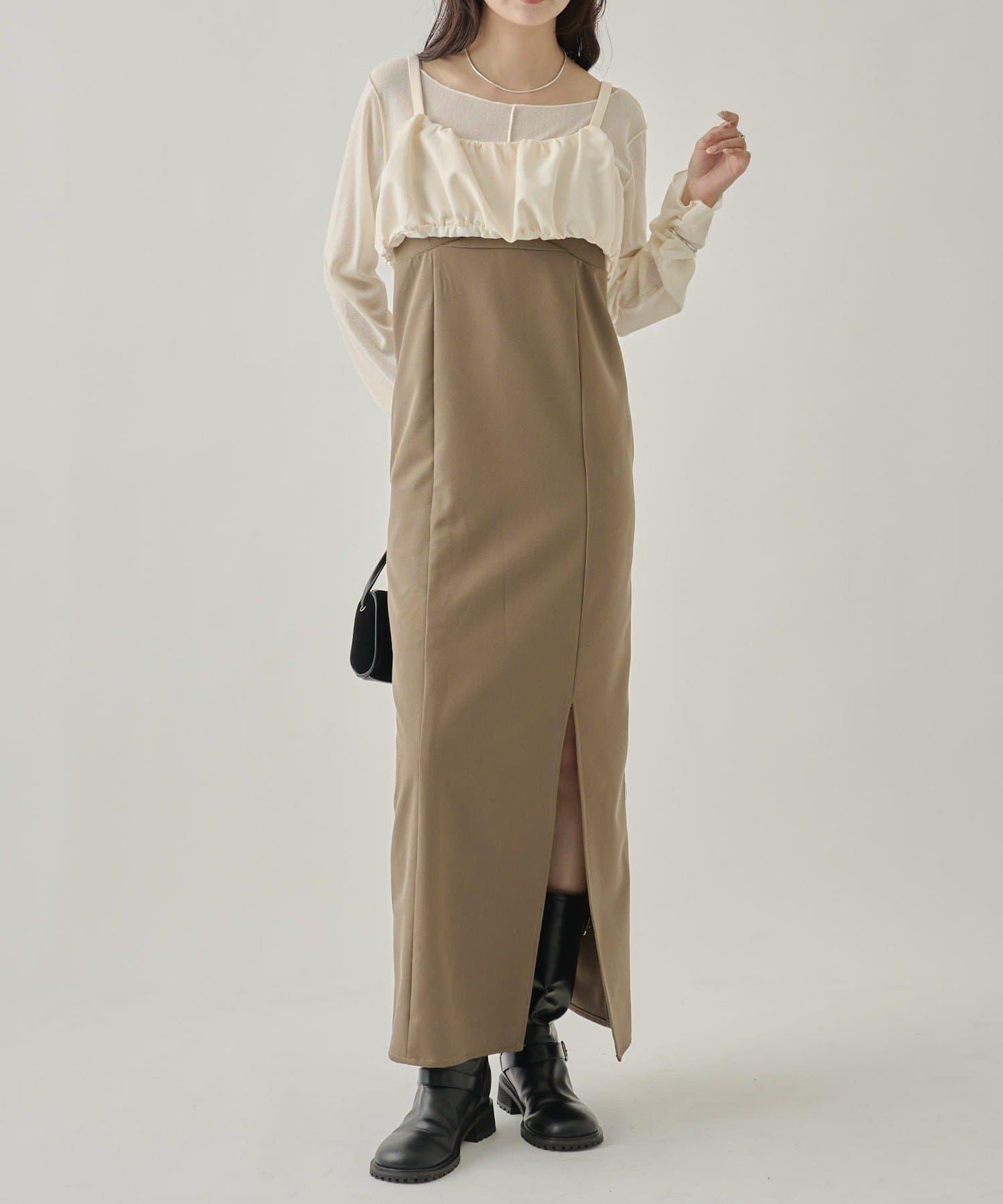 褶皺吊帶背心套裝連衣裙