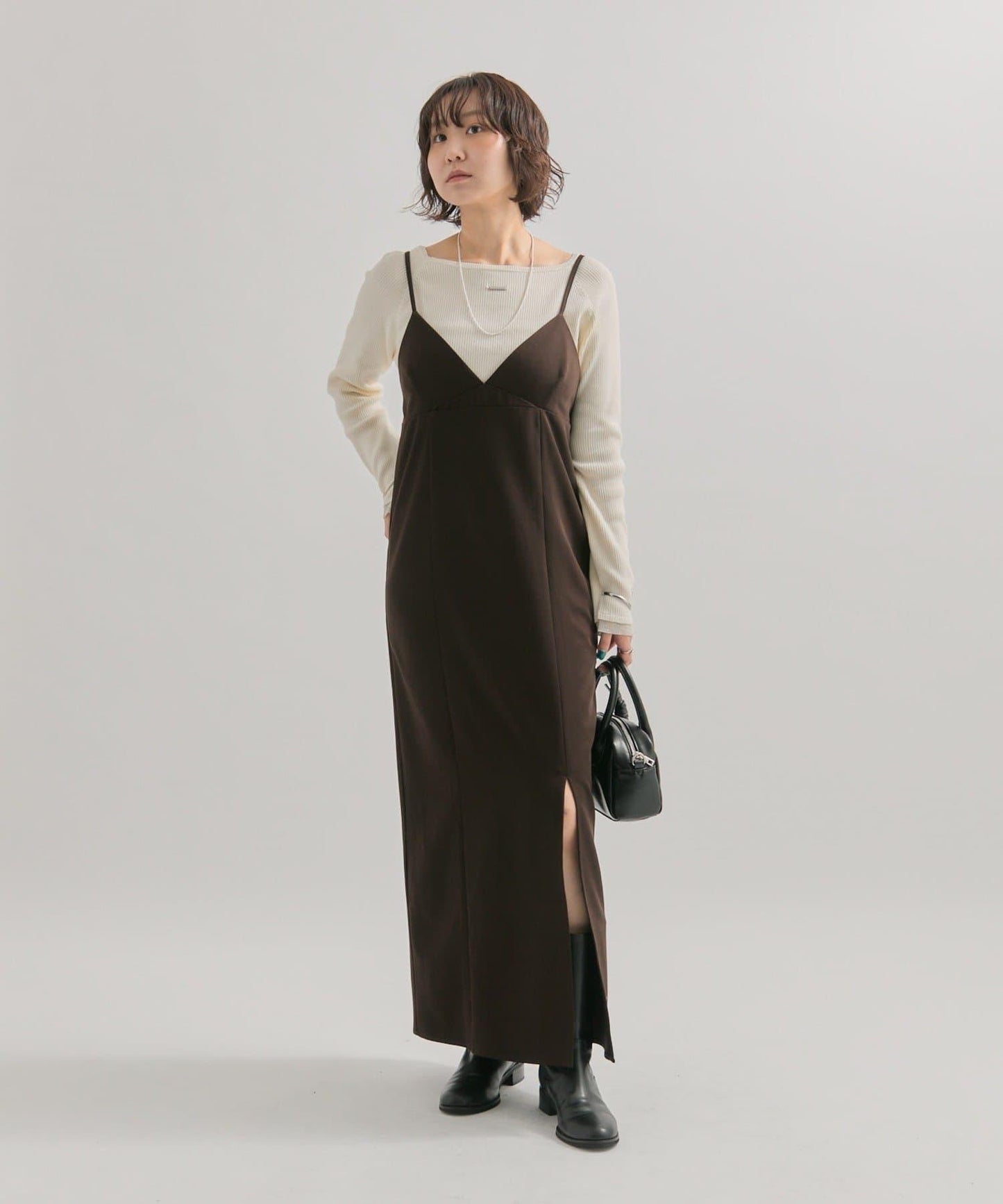 褶皺吊帶背心套裝連衣裙