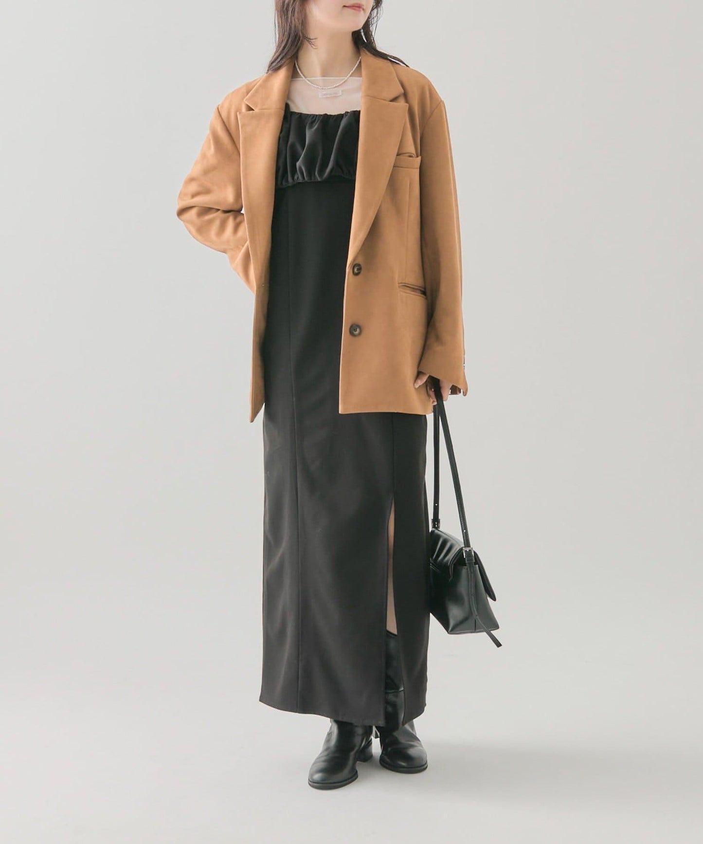 褶皺吊帶背心套裝連衣裙