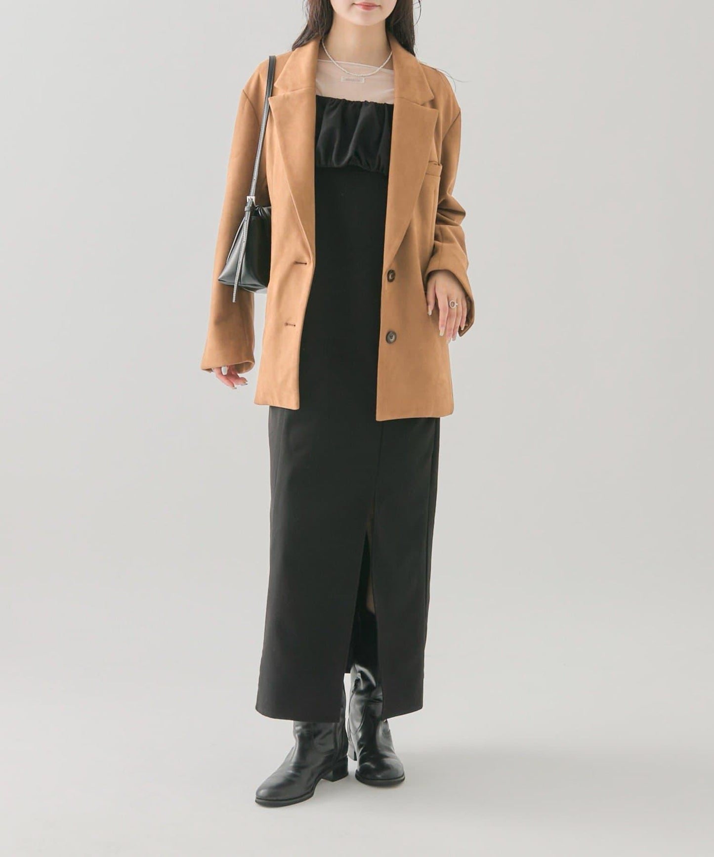 褶皺吊帶背心套裝連衣裙