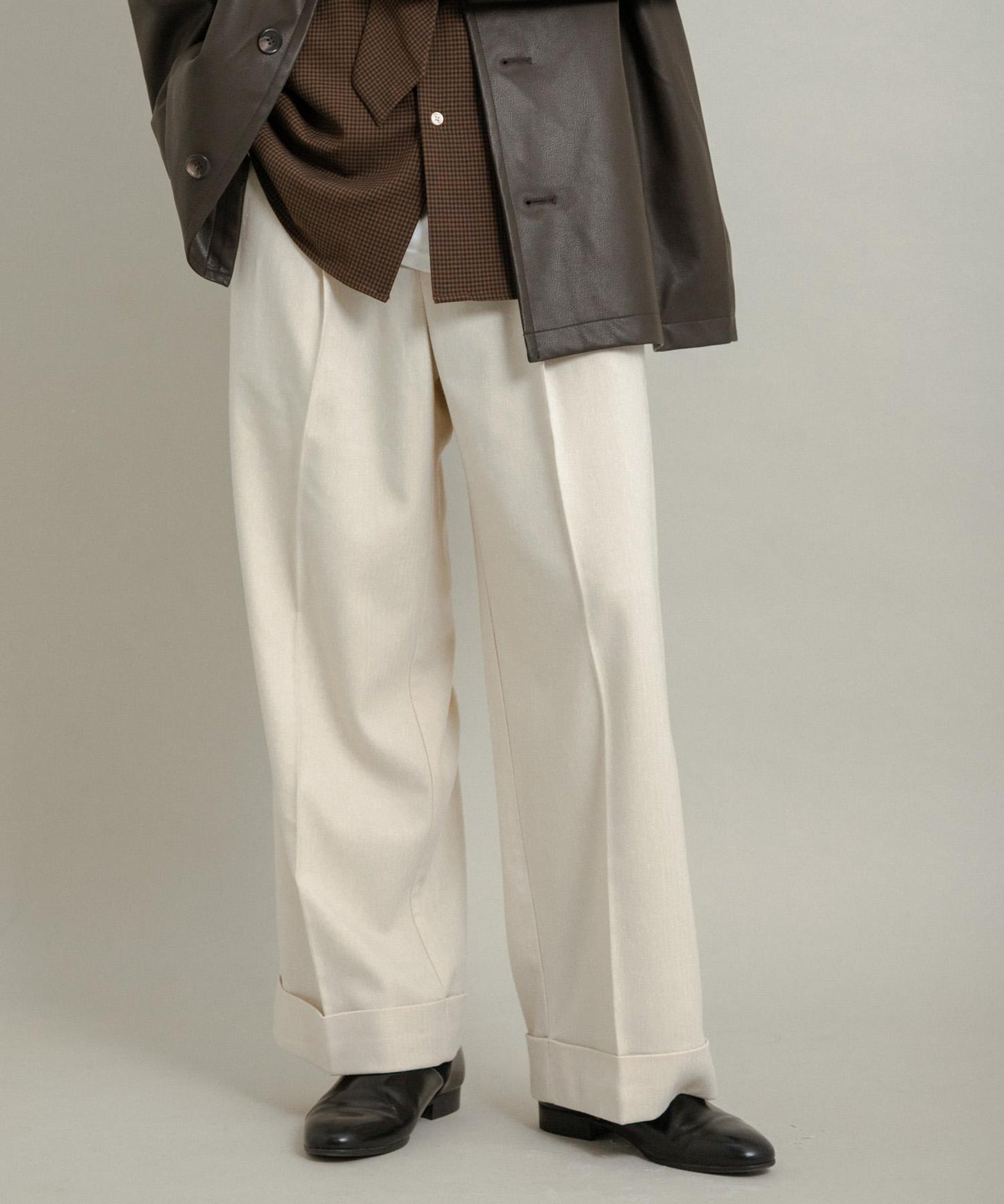 斜紋寬鬆雙褶西裝褲